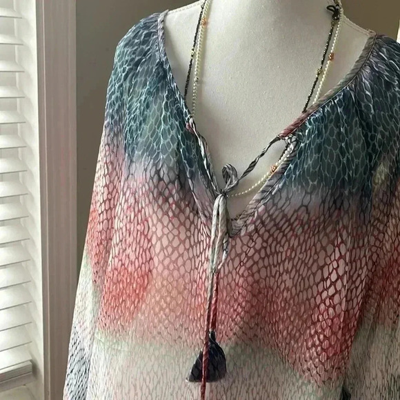 [M] LIVERPOOL LONG SLEEVE SHIRRED BLOUSE WITH NECK  TIES - Picture 5 of 8